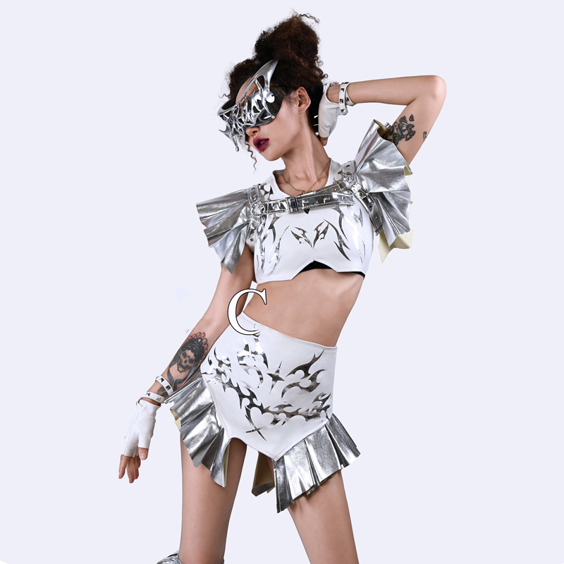 ชุดแต่งกายแดร็กควีน สไตล์เทค ช - Tech Queen บทวิจารณ์และราคา